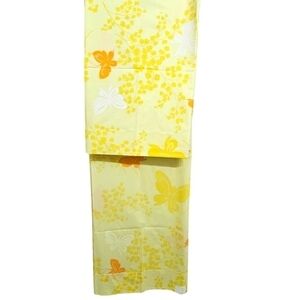 No‎ liner available